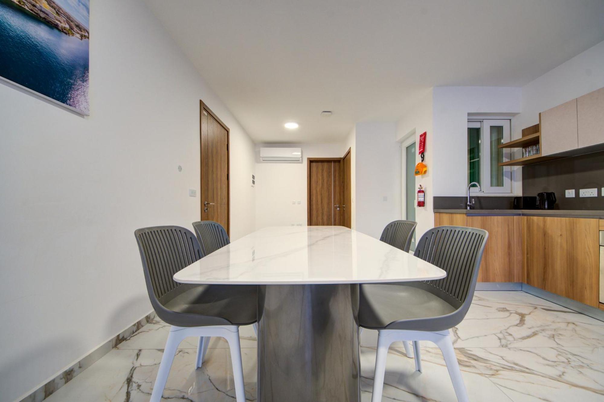 The St Pauls Bay Escape Suites By 360 Estates San Pawl il-Baħar Zewnętrze zdjęcie